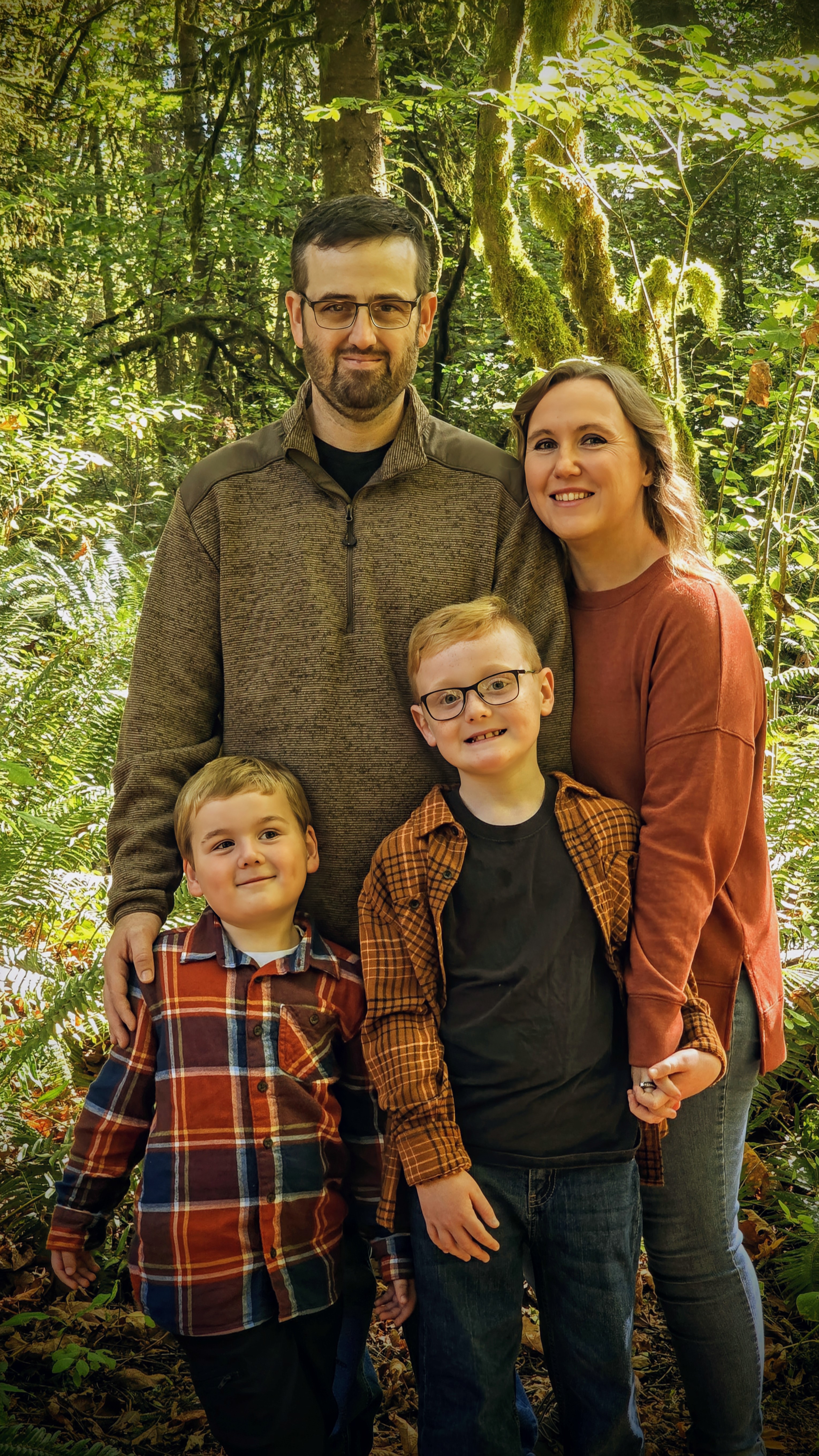 The Reed Family in their natural outdoor setting